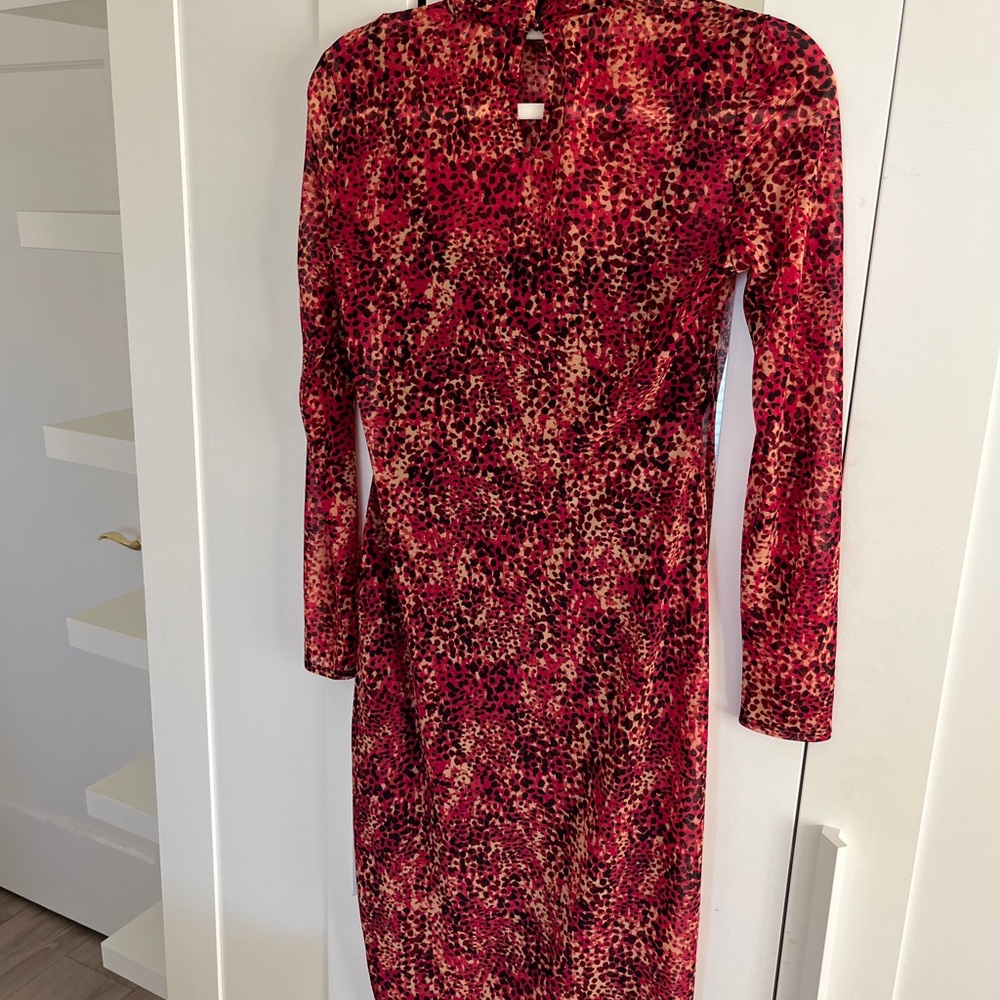 Elegant Red Leopard Print Dress